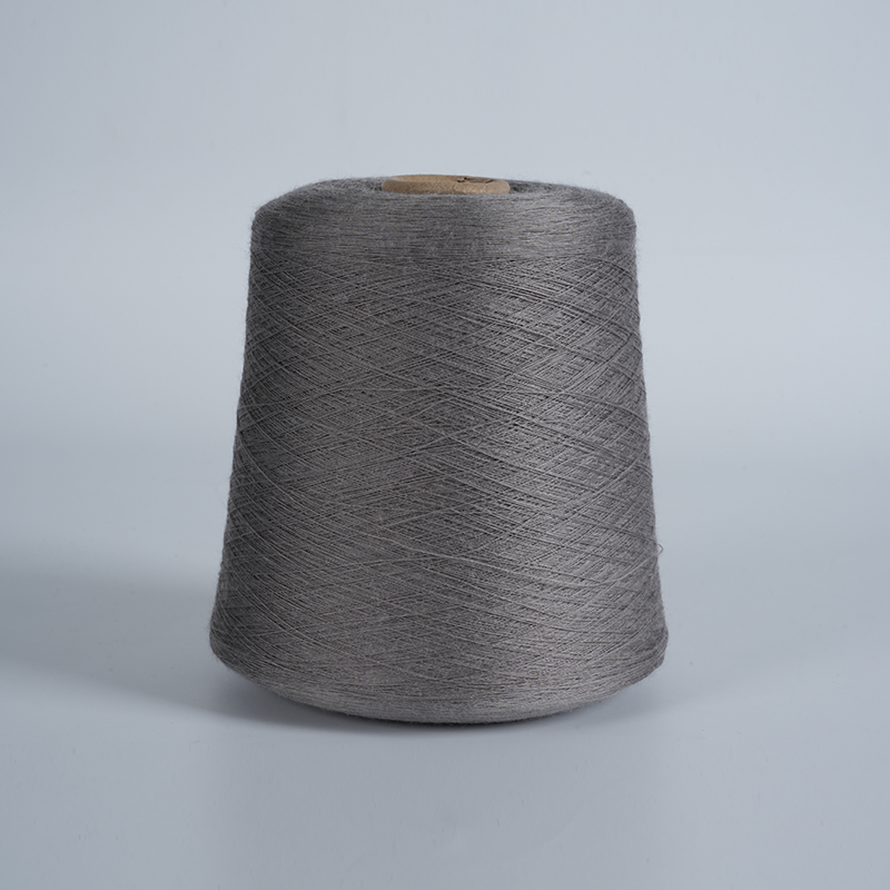 70 Nm/2 60% wol 40% zijdemengselsgaren